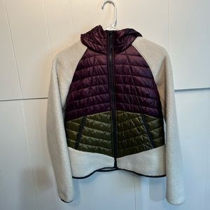 Mountain Hardware fleece